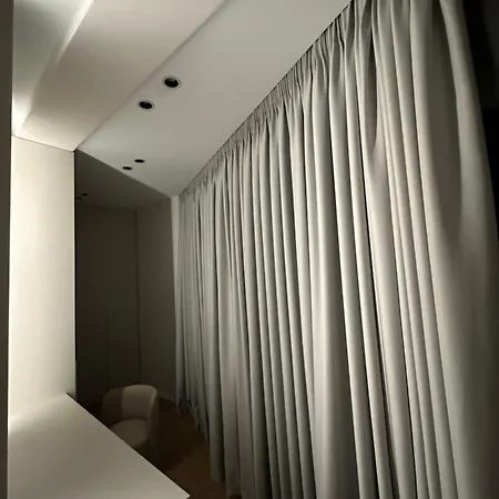 Renas 4 Apartment *